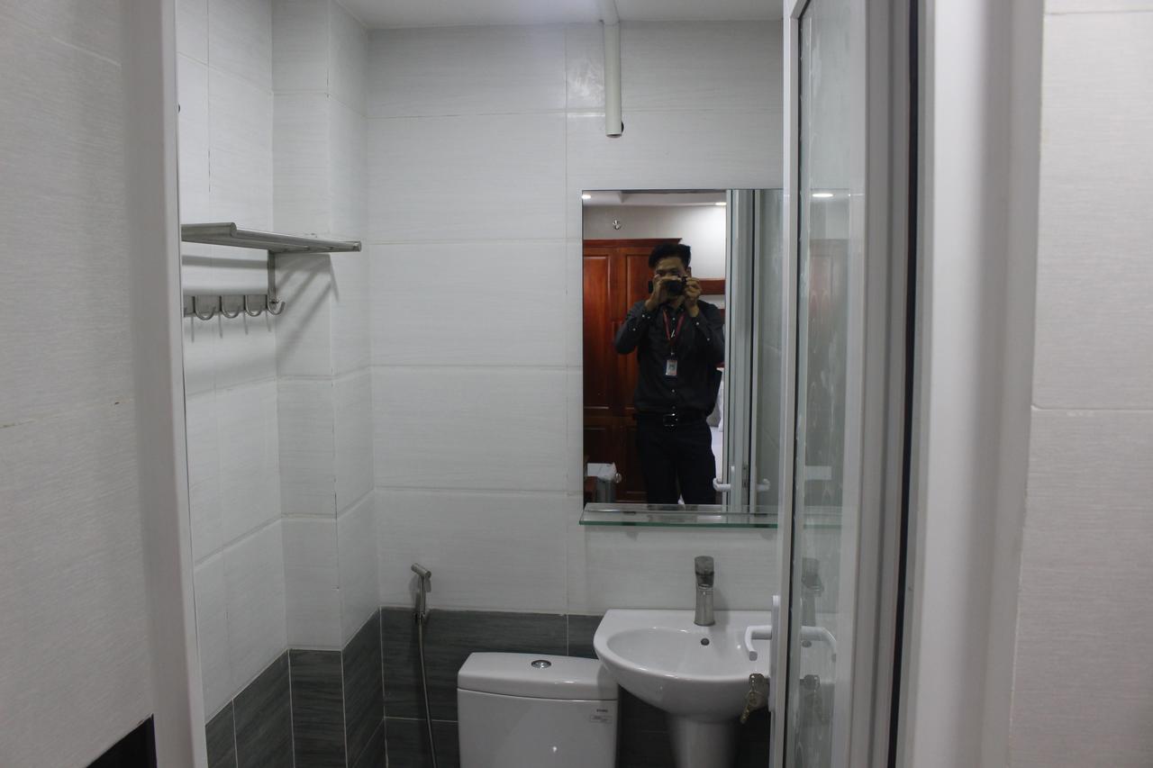 Hotel Airport Mtt Thành Pho Ho Chí Minh Esterno foto