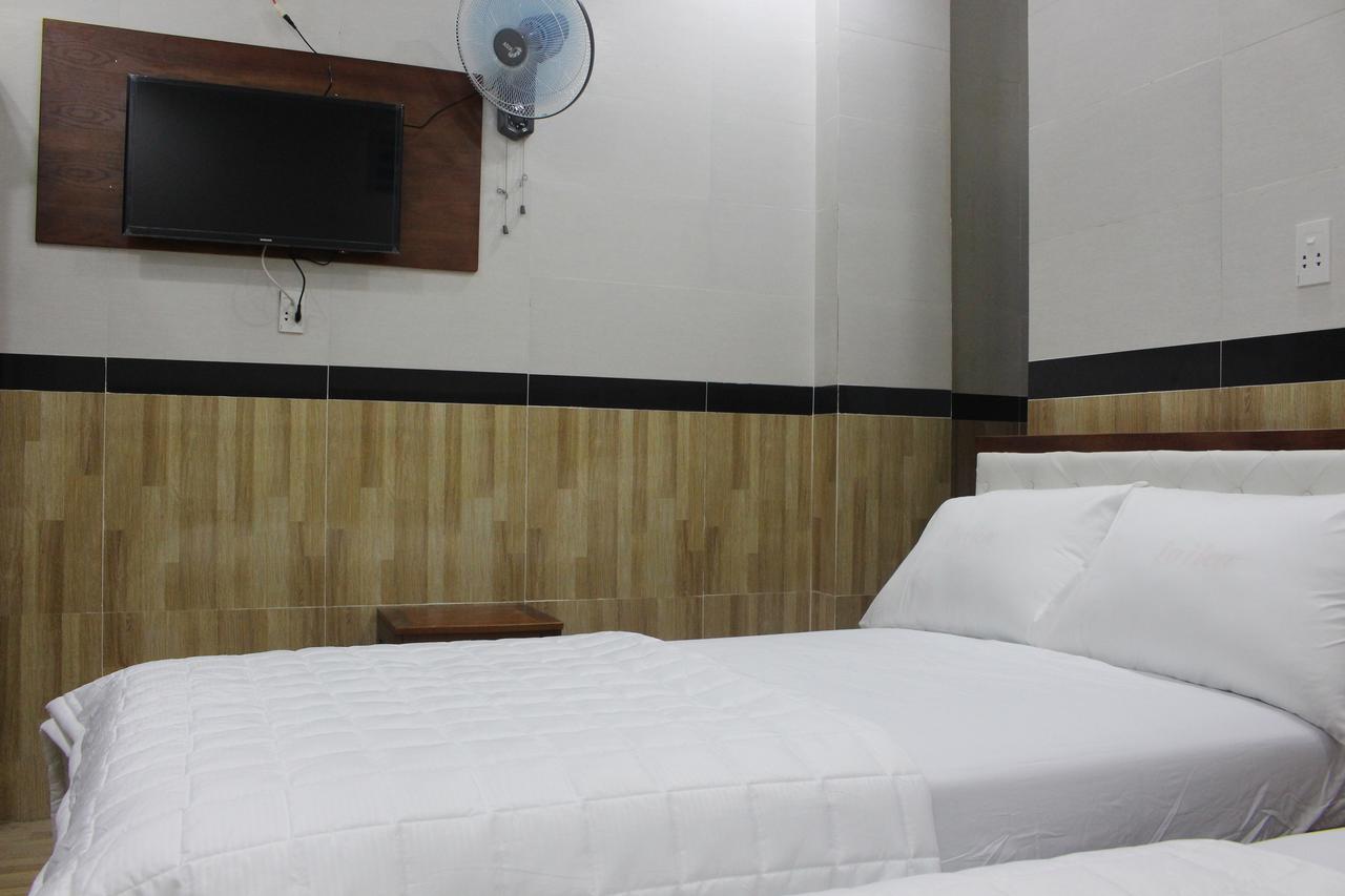Hotel Airport Mtt Thành Pho Ho Chí Minh Esterno foto